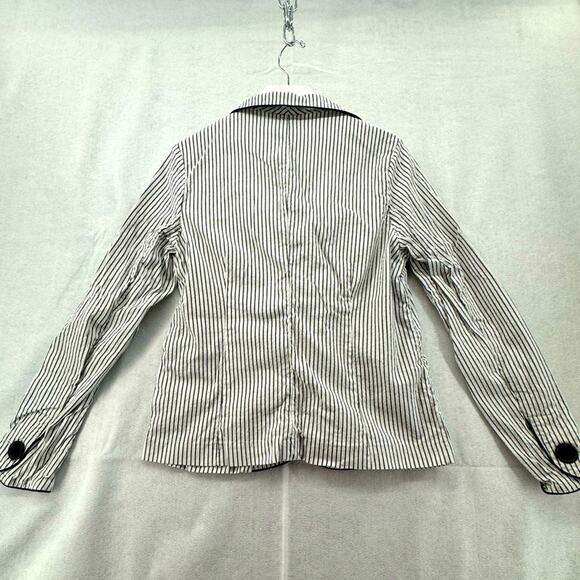 Talbots size 2 petite lightweight blazer white with grey stripes - Picture 2 of 3